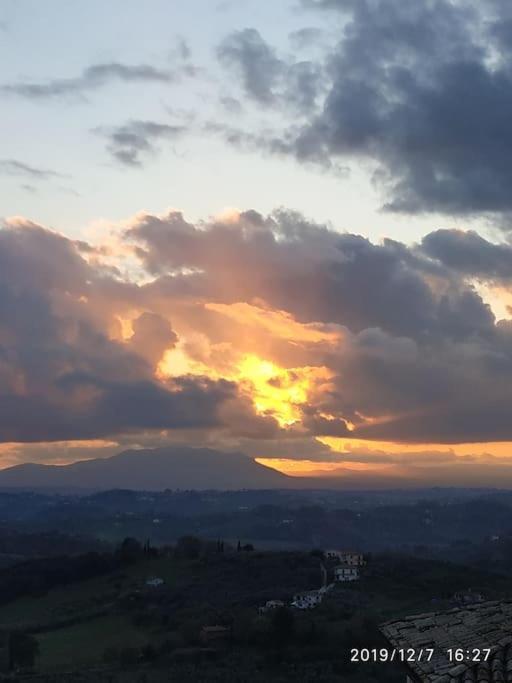 Vila Relax Nell' Antico Borgo Casperia Exteriér fotografie